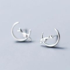【ピアス】送料無料 S925 シルバー 925 ギフト 猫アクセサリー  金属アレルギー対応  非アレルギー  オシャレ 猫雑貨 可愛い 女子  キャット ネコ かっこいい 猫グッズ 八千代 猫雑貨 千葉 cats
