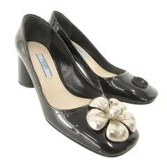 プラダ PRADA ジャンク パンプス フラワーモチーフ パテント スクエアトゥ チャンキーヒール 35.5 22.5cm 黒 ブラック