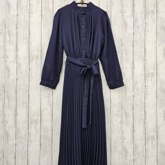 【 JUNOAH 】ジュノア パフスリーブウエストマークプリーツワンピース (ネイビー)