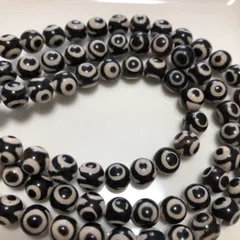 039  天然石　ブラック三眼天珠8mm   1連 ブレス2本分