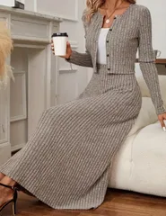 【ライトブラウン】ロングスカート リブニット フレアスカート 前ボタン 長袖 体型カバー 秋冬 韓国風 大人かわいい エレガント きれいめ