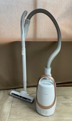 アイリスオーヤマ　掃除機　IC-BTA4-P 2020年製　紙パック式　ワイドタービンヘッド　超軽量