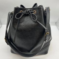 LOUIS VUITTON  ルイ・ヴィトン   エピ　ノエ　巾着バッグ　ショルダー　ブラック　雑色店