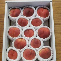 山形県産　桃　季節の白桃　あかつき　小さめサイズMIX　3kg箱満杯詰(約2.7kg)のサムネイル