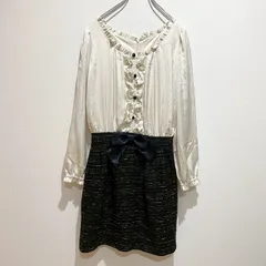 MISCH MASCH ミッシュマッシュ　レディース　ワンピース　ドッキングワンピース　ミニ　長袖　フリルネック　胸元フリル　背中ファスナー　ツイード生地　ウエストリボン　無地　オフホワイト系　ブラック系　ツートン　日本製　上品　オシャレ　SU232h662