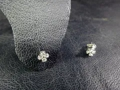 クロス　”クリア”  　マグネット　イヤリング（ピアス風