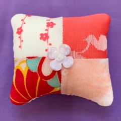 ハンドメイド　パッチde針山　和小物　針山　ピンクッション　和小物　和雑貨　和柄　花柄