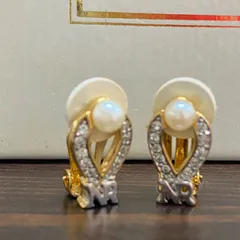 ✨美品✨NINARICCI ニナリッチ　イヤリング　ストーン　ロゴマーク