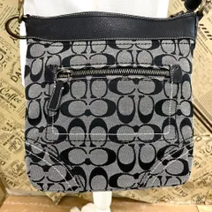 コーチ ショルダーバッグ シグネチャー 黒 サコッシュ FX178