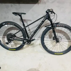 Canyon Commute8　定価34万期間限定大阪手渡し Canyon Commute8定価34万期間限定大阪手渡し