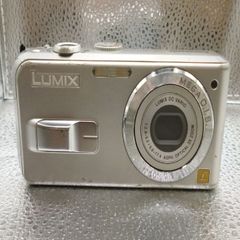 【動作確認済】 Panasonic パナソニック LUMIX DMC-LS2 シルバー デジタルカメラ