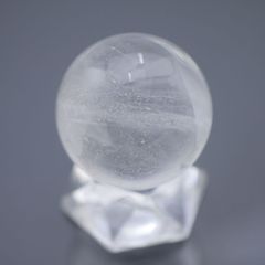 天然本水晶 丸玉 53g 33.7mm 天然石・置物　厄除け 浄化 クリスタルスフィア