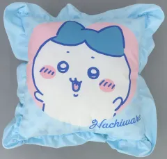 【中古】クッション・本体 ハチワレ(ブルー) 背当てクッション 「ちいかわ なんか小さくてかわいいやつ×しまむら」