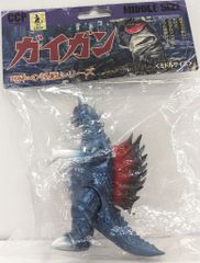 バラゴン リアルディフォルメソフビ 大怪獣総攻撃 組立途中 - メルカリ