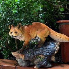 キツネ 置物 RED FOX フィギュア 陶器製？ - メルカリ