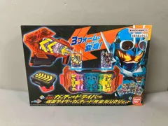 ジャンク 【付属欠品、動作難あり】変身ベルト　DXガッチャードライバー　仮面ライダーガッチャード完全なりきりセット【外箱破れ】