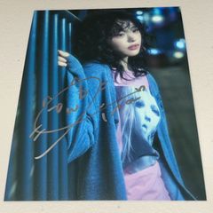 QWER ヒナ 直筆サイン スチール写真(2Lサイズ)