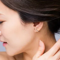 ハワイアンジュエリー ピアス 片耳用 ステンレス  スクロール フープ 金属アレルギー対応