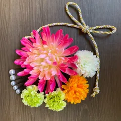 髪飾り　ヘアピン　八重菊　B