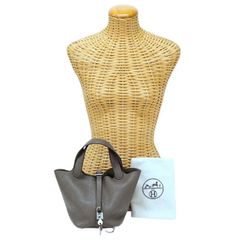 エルメス HERMES ピコタン ロック PM 18 トリヨンクレマンス (レザー) SV金具 C刻印 2018年 ハンドバッグ 手提げかばん トートバッグ レディース グリエタン (グレージュ) 正規品 中古 mbl16002