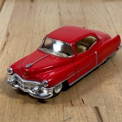 KINSMART ダイキャストミニカー 1953 Cadillac Series 62 Coupe 1/43 キャデラック レッド