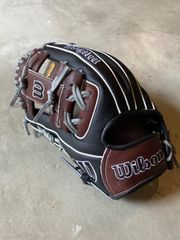 型付け済 The Wannabe Hero 86型 2023年モデル【Wilson】軟式用グラブ ［Wilson中村氏直伝型付け］左投げ用