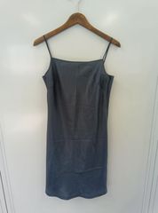 【ノーブランド品】キャミソールワンピース　ブラック