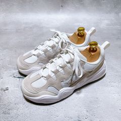 定価14,630円 【NIKE】TECH HERA グレー ホワイト 23cm