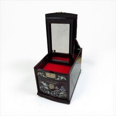 韓国時代劇 鏡台 化粧箱 韓国工芸品 金具装飾 李朝家具 ジュエリー