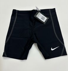 ラスト1枚ナイキ★スイムパンツ130サイズ黒新品