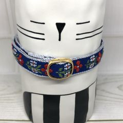 猫　首輪　チロリアンテープ　青