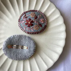 インド刺繍リボン　パッチンピン