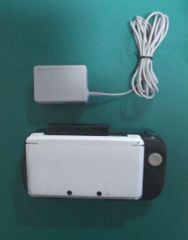 E38【中古・良品】ニンテンドーDSi Metallic Blue 充電器付き