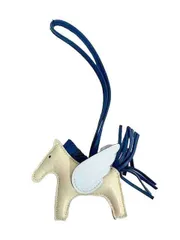 【未使用】【新古品】HERMES エルメス ロデオ ペガサス PM チャーム クレ+ブループリュム+ブルーフランス＿S26＿セルモアから出品＿s-0330-r26