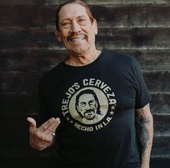 トレホタコス ブルー Tシャツ ダニートレホ マチェーテ - メルカリ