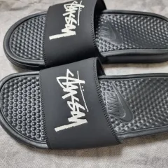 2025年最新】stussy ベナッシ nikeの人気アイテム - メルカリ