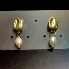 (25)ゴールドパールピアス 高級感あり お洒落 大人綺麗