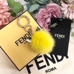 FENDI ファーチャーム ポンポンチャーム グレー イエロー SS0044