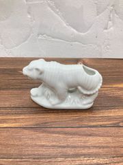 【新品】トラの楊枝入れ　トラ　虎　楊枝入れ　入れ物　インテリア　置物