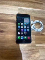 SK64 美品SoftBank SIMフリー iPhone SE 3rd  128GB