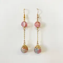 【ハンドメイド】UVレジンピアス　球体　チェーン　揺れる 