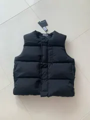 2025年最新】STONE ISLAND メンズ ベストの人気アイテム - メルカリ