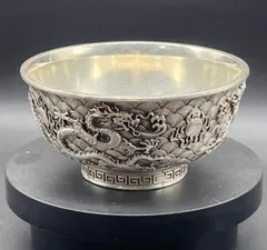 中国　乾隆年製款　粉彩　山水人物鶏文　木瓜形皿　M　R5163E 2025年最新】乾隆年製の人気アイテム - メルカリ