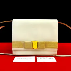 極 美品 Salvatore Ferragamo サルヴァトーレフェラガモ ヴァラリボン ロゴ 金具 レザー ショルダーバッグ ポシェット アイボリー 25193