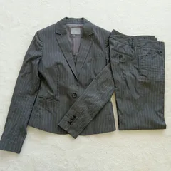 セオリーリュクス　レディーススーツ　ストライプスーツ　グレースーツ　パンツスーツ　上下セットスーツ　38　Mサイズ　結婚式 二次会 冠婚葬祭 入園式 卒園式 入学式 卒業式 フォーマル レディースフォーマル 節句 お食い初め 七五三 誕生日 訪問 お呼ばれ