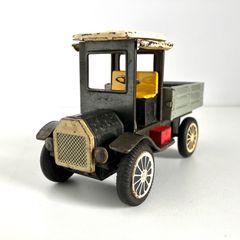エルツ バベットシュバイツァー社 錫の置物人形（果物屋馬車） - メルカリ