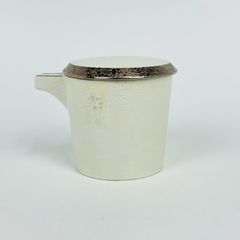 【有田焼】　蓋付き片口注器　酒器・ドレッシング入れ　アウトレット
