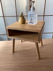 サイドテーブル　ミニテーブル【手作り】