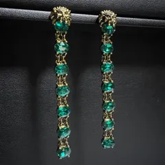 [80mm〜] 新世界の秘宝 LION ロングピアス（金古美色×エメラルドグリーン）エスニック ダンス 宮殿 舞台 衣装 パーティ 映画 NW-001