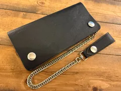 トラッカーウォレット　ブラック　茶芯　ホースバッド　新喜皮革 新喜皮革 ホースバット トラッカーウォレット 手縫い ショート 馬革